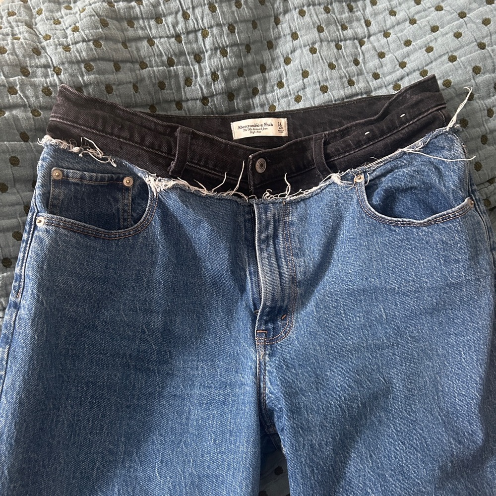 Abercrombie & Fitch High Rise Jeans - Black and Blue